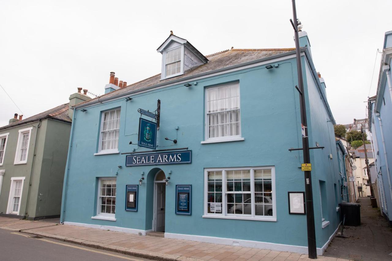 The Seale Arms Hotel Dartmouth Exterior photo